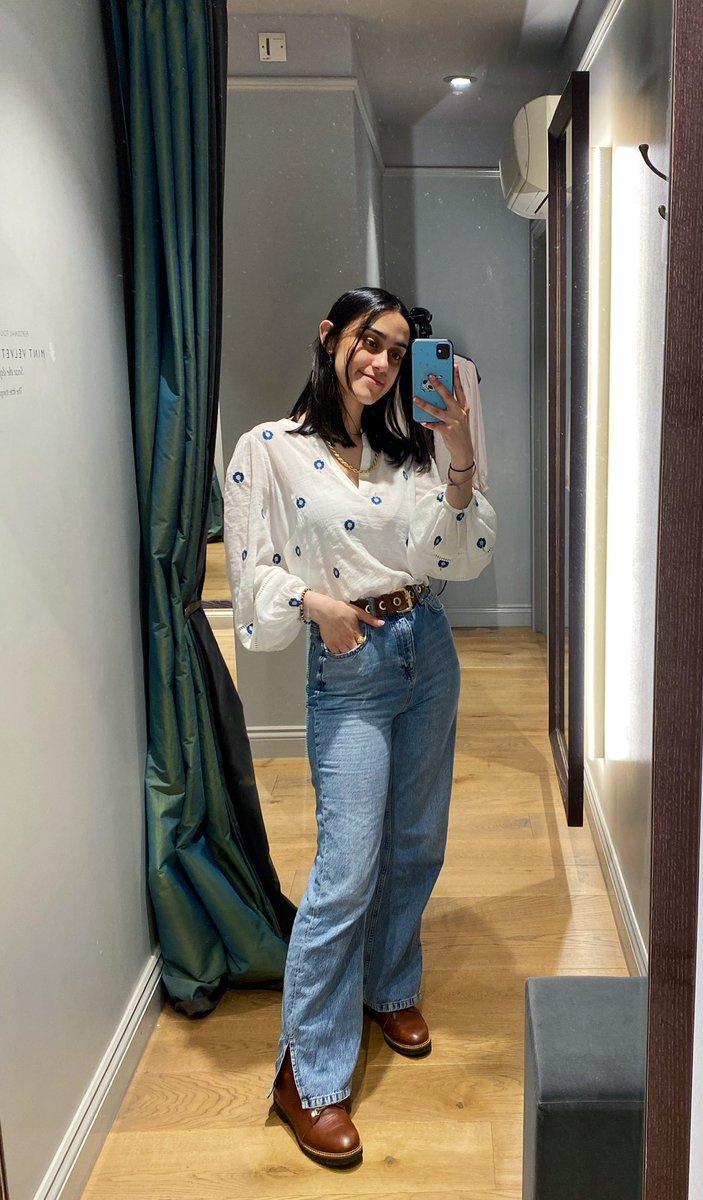 JasmineIngs2's tweet photo. Some of my fave vintage MV pieces mixed with my current uniform - I already live in last years Silverlakes and the faux leather shacket from a couple years back so it’s safe to say i was thrilled knowing can match them up with my gorg new uniform!! 😂😊 @WeAreMV_ @SophiaR1985 https://t.co/21cMtDlCT7