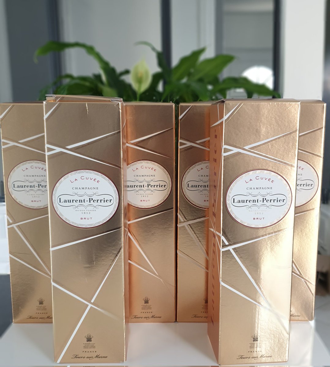 Oh la belle surprise 🤩 Un cadeau grandement apprécié que je vais pouvoir partager avec les amis et la famille.