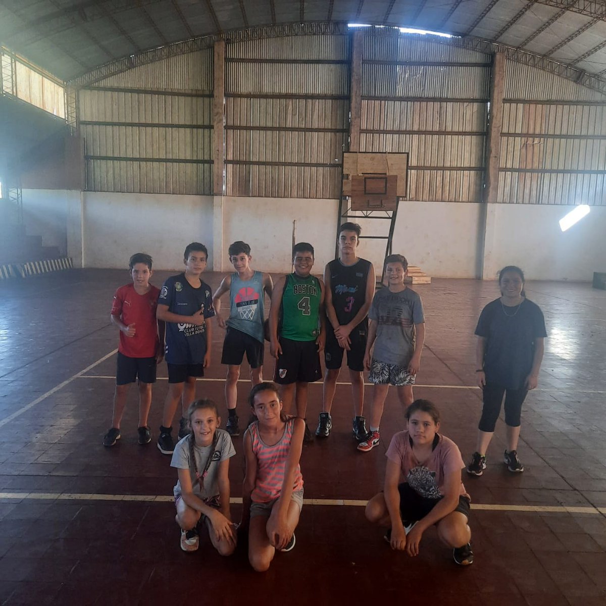galarza_renzo's tweet photo. #CEF29 🏀
Profesor @elyaca5
Al mal tiempo... @DirEducFIsica @MinDepMisiones @CGEMisiones https://t.co/brw6RzCTrz