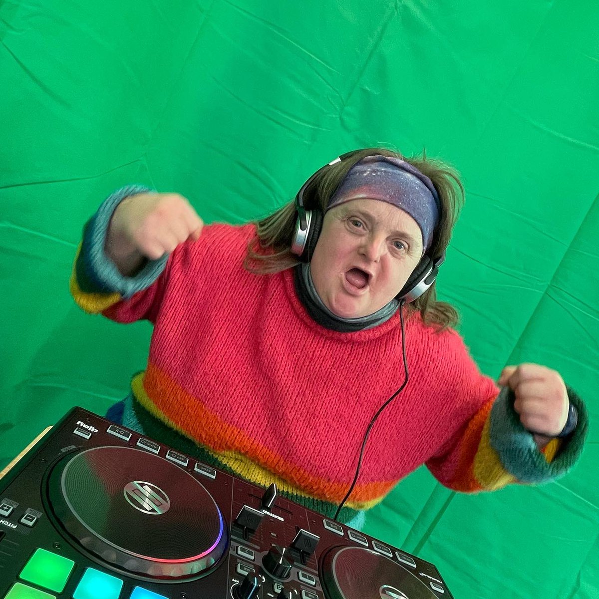 DJ Red Factor and DJ Rock are getting their sets ready for our first live gigs! If you’d like to join our #DJAcademy on Thursday’s or find out more, visit our website at thetwistingducks.co.uk
#artistswithlearningdisabilities #performance #livegigs #clubmusic #newcastleupontyne