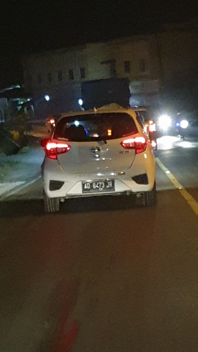 rzekaf's tweet photo. Jauh juga mobilnya main ya https://t.co/C9nrnzlurC