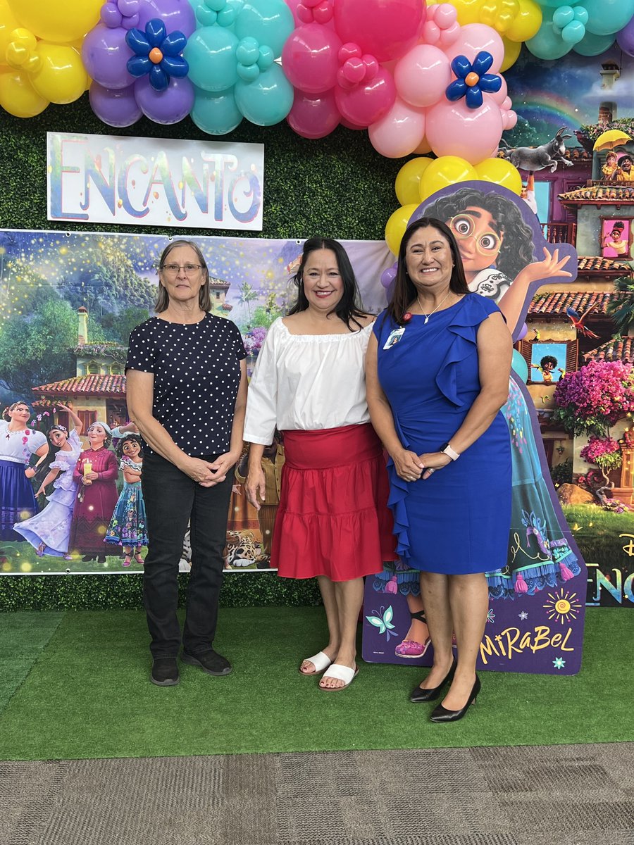 See_Boston's tweet photo. Happy Administrative Assistant Appreciation Day to the BEST in the state! Thanks for ALL you do for the Sheely Farms community! Ms. Hopkins and the legendary Ms. Salgado hold down the fort at Sheely! #SheelyPride https://t.co/k32KwuzJ7k