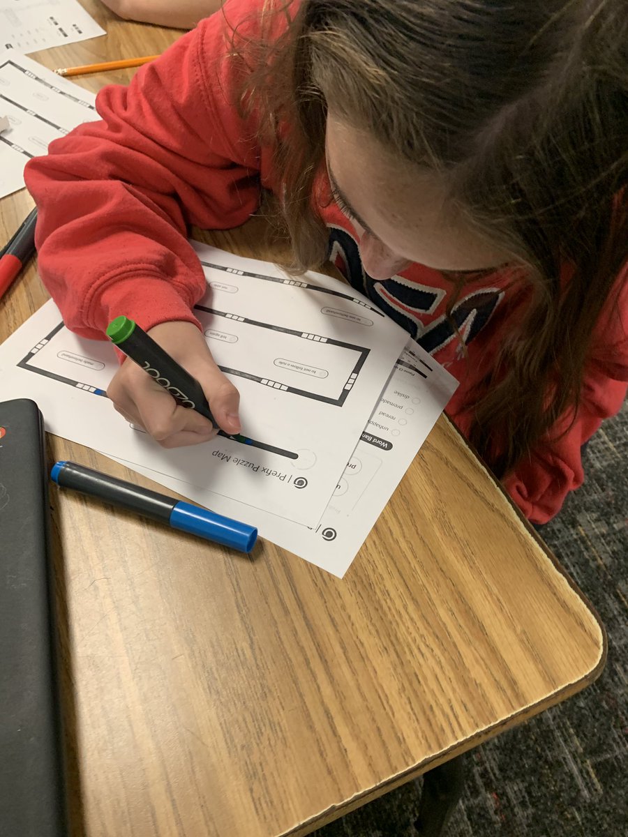 ChelsNHill's tweet photo. Using @Ozobot to review prefixes in an engaging coding lesson this morning! #pinkspringtraining @edtechsavy @shantieljovanna @PinkElementary https://t.co/B1LliApvN9