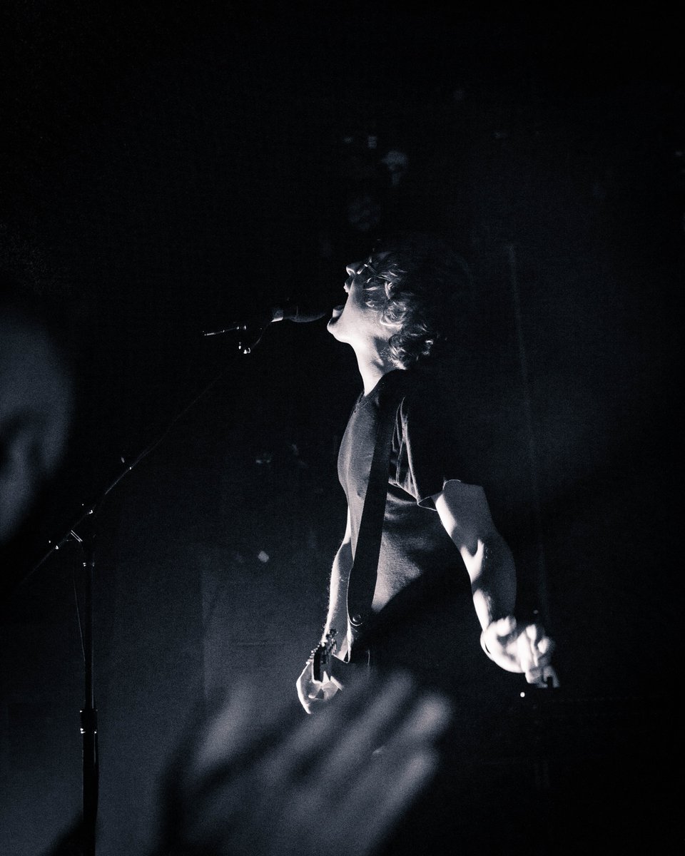 METZtheband's tweet photo. We're playing Oblivion Access Festival with so many great bands!! Looking forward to sharing the stage w @Spotlightsband + Deaf Club at Elysium May 12th and starting off at @bluebirddenver in Denver w Moon P*ssy on May 10th. Tickets- https://t.co/66X1ajaPkq
 📸Anthony Nguyen https://t.co/9Fp6vGwtht