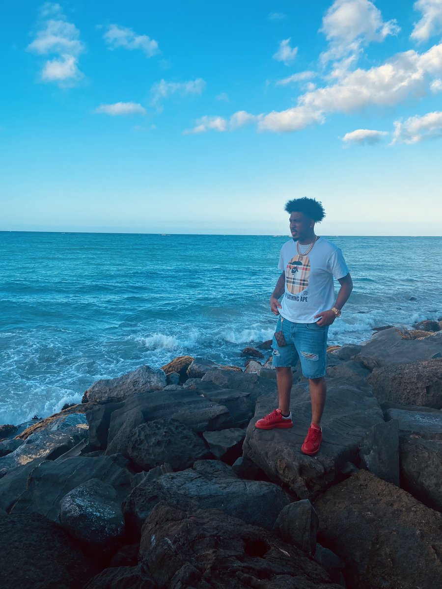 LiveFast_Duece's tweet image. Placita Placita!