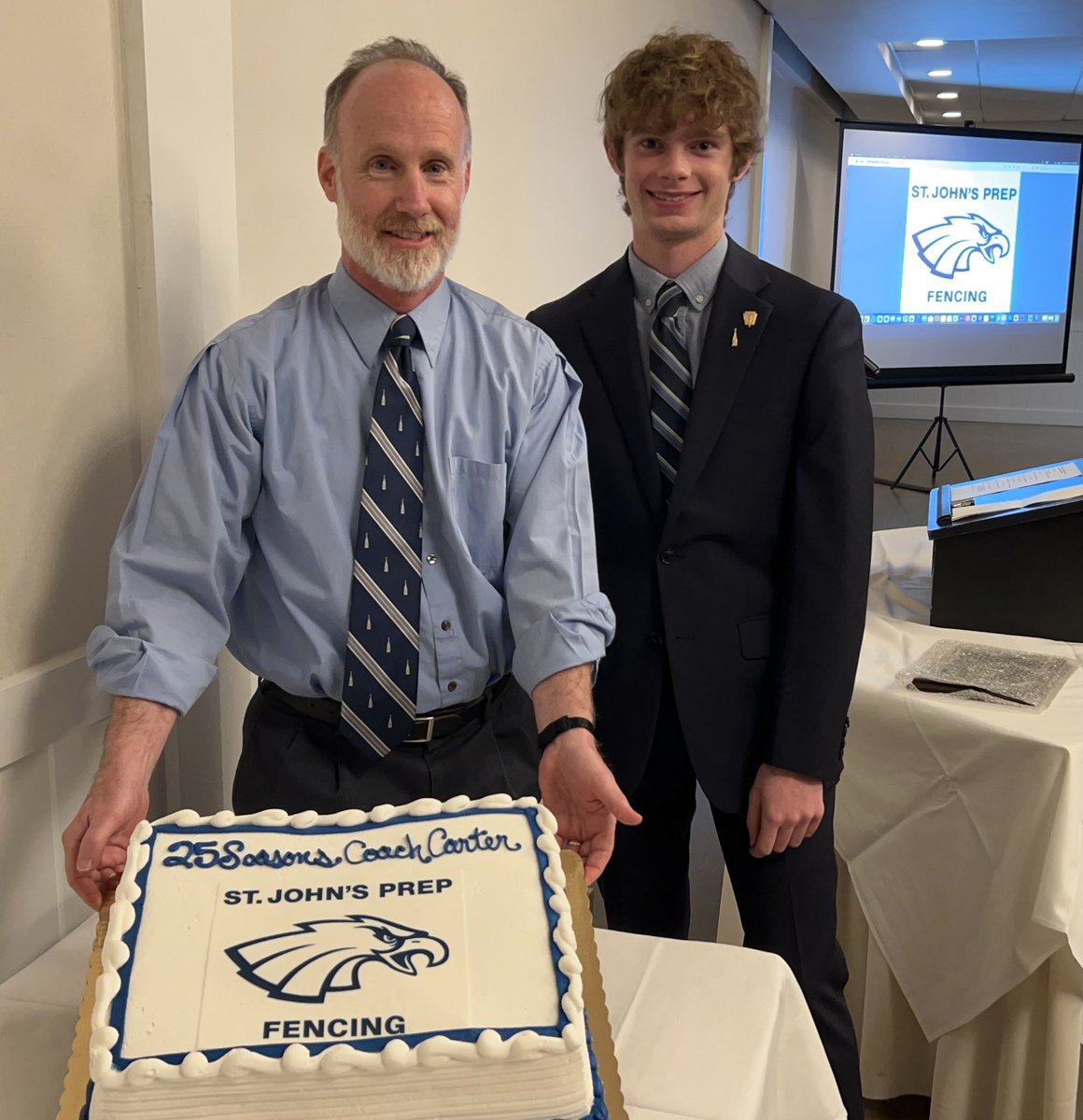 SJP_Fencing's tweet photo. Great night celebrating our 2021-22 team and Coach Carter’s 25 seasons as the head coach of our program. Grateful to be able to do it together in person for the first time in three years. @sjpathletics @TheNestSJP https://t.co/spF5F6BPWR