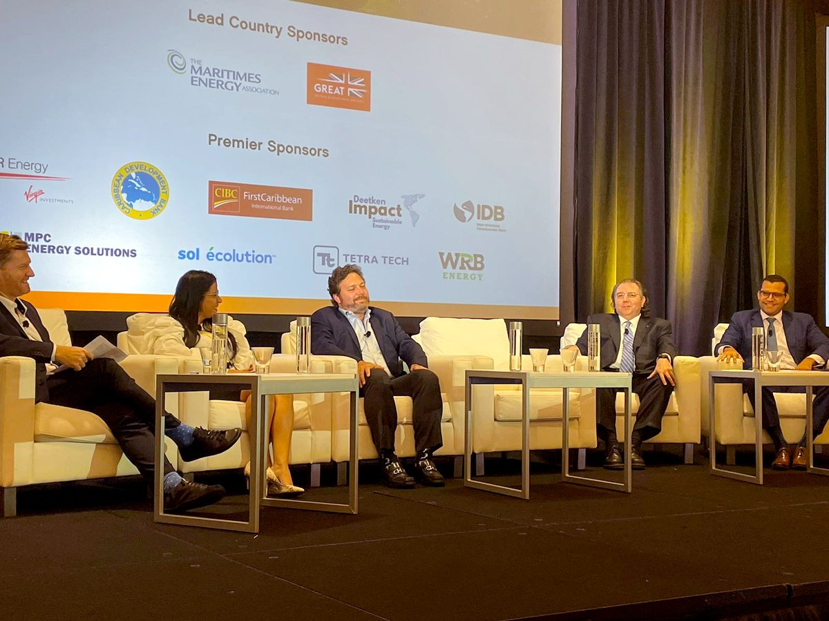 SIEGOBRD's tweet photo. El superintendente de electricidad, Rafael Velazco Espaillat, participó en el panel dedicado a la República Dominicana en el marco del Caribbean Renewable Energy Forum #CREF2022 de @newenergyevents  que se está llevando a cabo en la ciudad de Miami, Florida.

#SIERD https://t.co/SXLz73YfrG