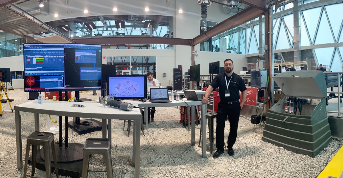 micatu_inc's tweet image. Today at Oracle Industries Lab is &quot;Focus on Energy&quot; day. 
What better way to celebrate than learning how utility operators are pairing Micatu’s optical sensors with Oracle’s software solutions to balance loads and relieve electric grid stress. 

#oracle #oracleindustrylab