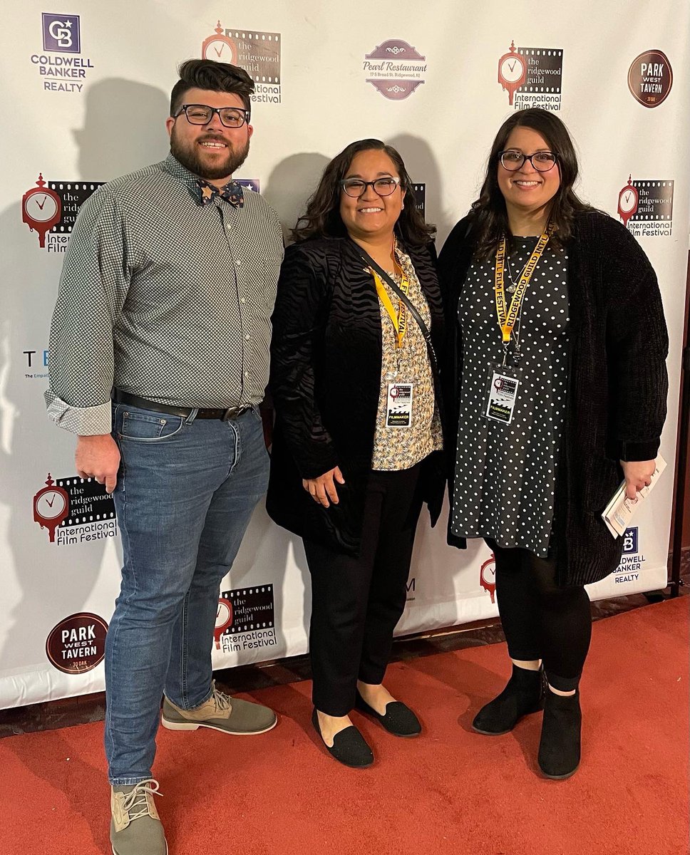 Representing Scranton Films, The Dunmore Cemetery Tour and Julie Esty at The Ridgewood Guild International Film Festival. 🎬🎥❤️

We hope to continue to make more projects that can highlight our beautiful area and local artists!

#scrantonfilms #supportindependentfilms