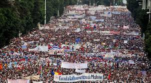DrRobertoMOjeda's tweet photo. Desfilaremos este #PrimeroDeMayo en la Plaza de la #Revolucion  junto a #Raul y @DiazCanelB, ratificando nuestro compromiso con la #Patria y el #Socialismo. #VamosConTodo #JuntosPodemosLograrlo. #CubaViveYTrabaja https://t.co/WABdy3kwQz