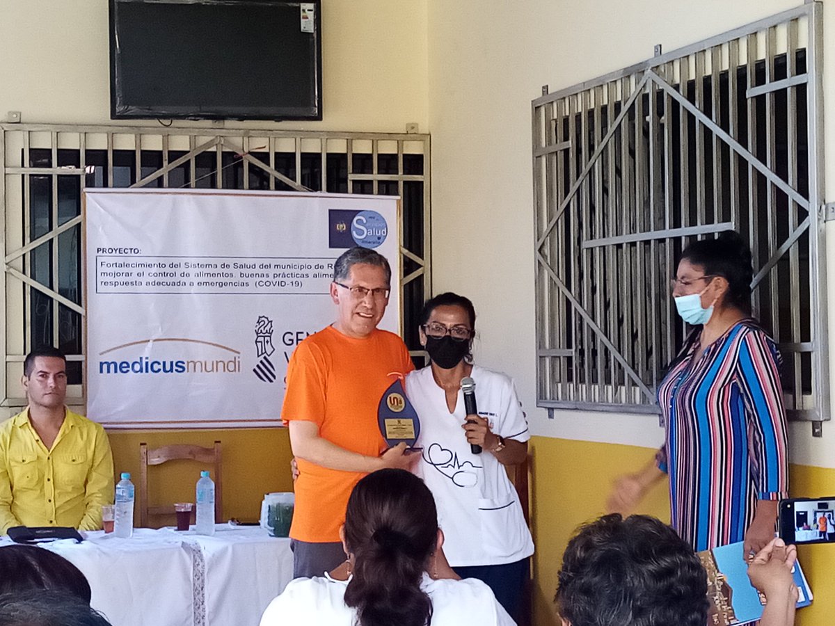MaraAnglicaTor5's tweet photo. Bolivia: Entrega de obra de ampliación y rehabilitación de Unidad Nutricional Integral Riberalta. Con el apoyo de la @GVAcooperacio  @medicusmundimed @Imr3456 @Consuel46046294 https://t.co/WRz06ez0k5