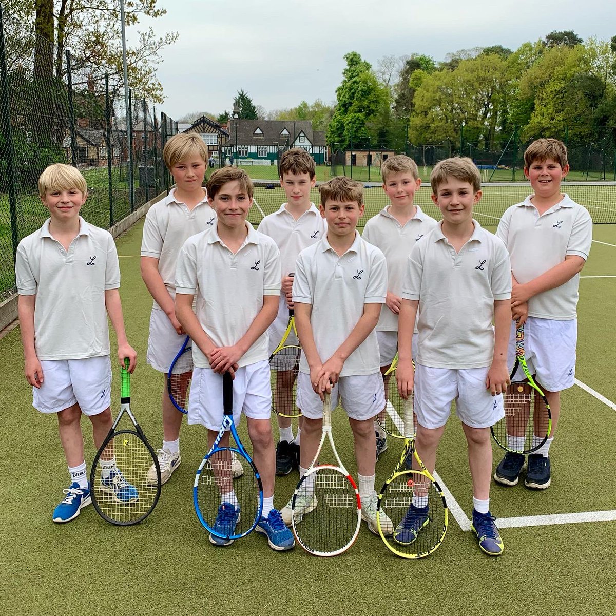 _Ludgrove's tweet photo. The Junior tennis players stayed @_Ludgrove while the Senior boys travelled away when the teams took on their opposition from @CothillHouse. Well done to all the boys for ‘serving up’ a ‘smashing’ afternoon of tennis. 🎾 #tennis #juniortennis #servingup #tennismatch #prepschool https://t.co/7MTe9v9l1h