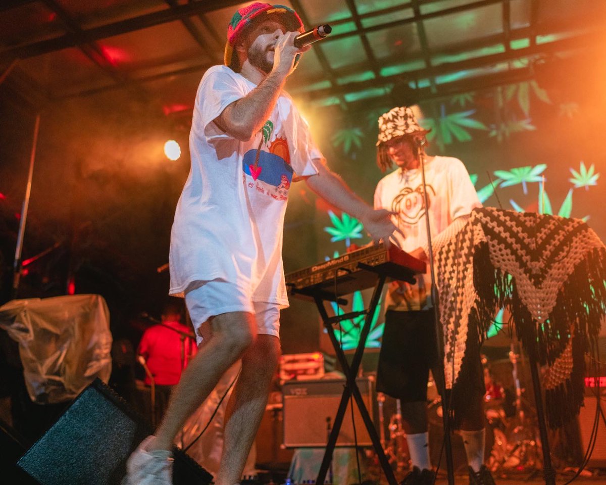 EL REY DEL DESCULEO tweet media