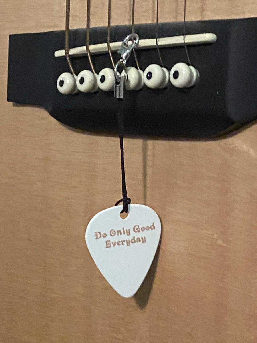 TXDarinLopez's tweet photo. Hey everyone, I am still sending out #pickdoge #dogepicks (guitar pick and keychain) and I used up my budget for mailing (only takes a stamp and an envelope) so if you would like 1-5 please @sodogetip me enough #dogecoin for shipping and DM me a good mailing address. See below https://t.co/wz2u8nFNia