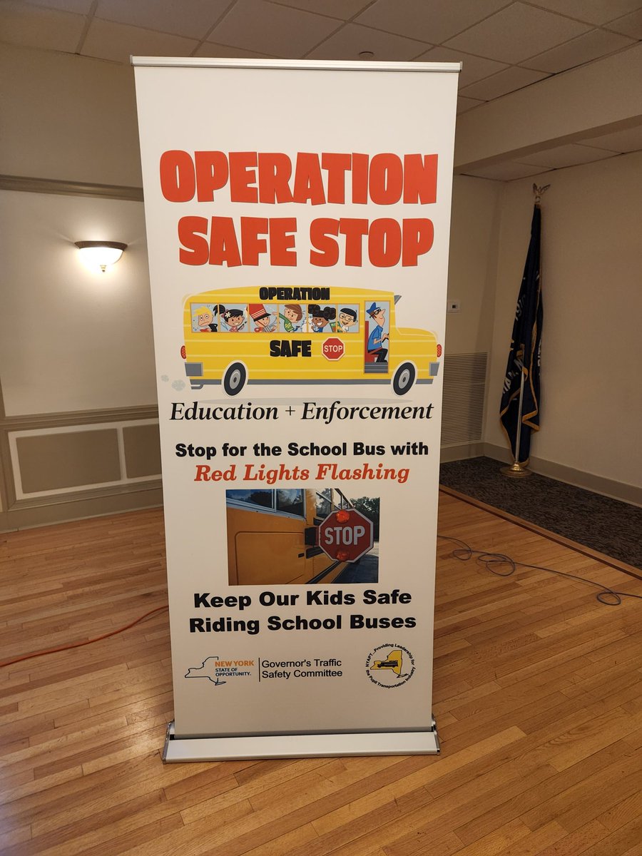 DaphneJordan46's tweet photo. Today I joined @NYAPTSchoolBus @ptsiorg @NYSPTA and local law enforcement to raise awareness about school bus safety. #OperationSafeStop helps reduce the risks to students while boarding/unboarding a school bus. Learn more here: https://t.co/cc17zYYoCT. https://t.co/P2mTkJWiQS