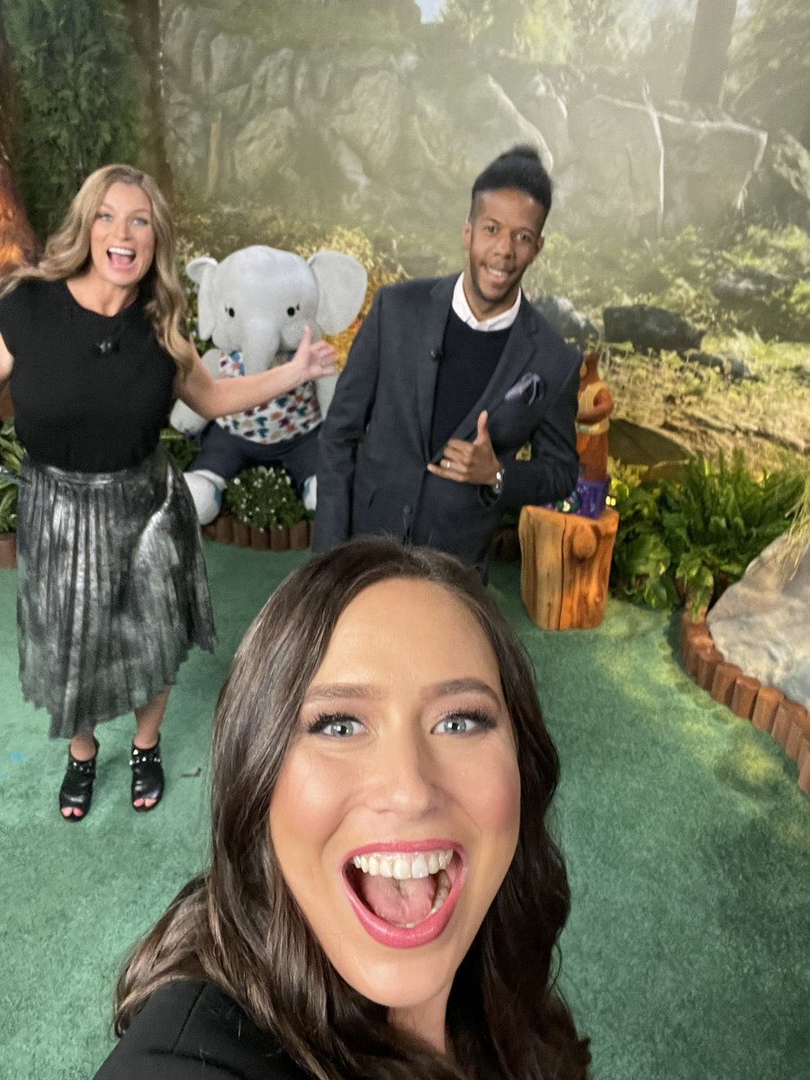 Day 2 of #tdx22 with <a href="/jaredemmanuelx/">Jared Jones</a> and <a href="/gilliankbruce/">Gillian Bruce</a> in the broadcast studio.