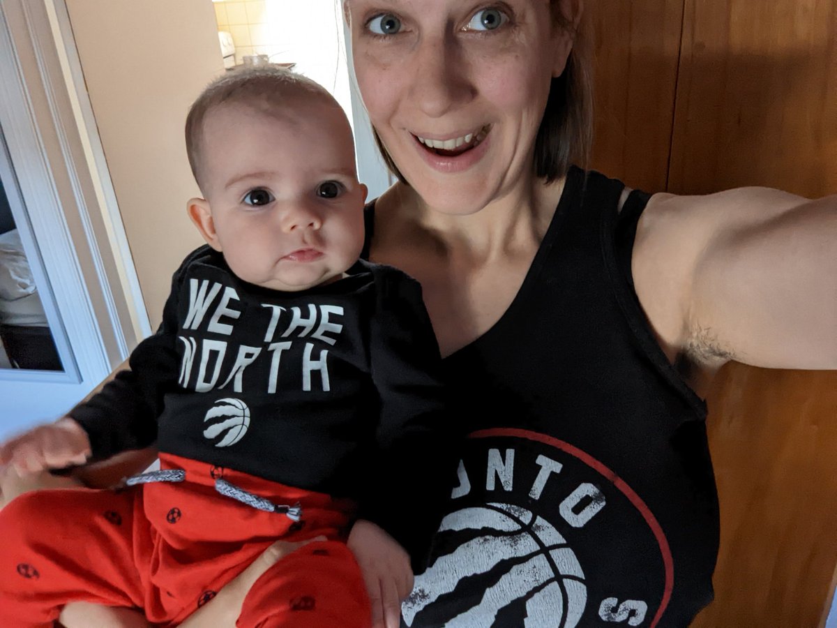 J_Jankovic's tweet photo. Let's go @Raptors! Game 6!!! @TangerineHoops #fanangle #tangerinefanangle #WeTheNorth #RaptorsNation https://t.co/r1KPHmYJri