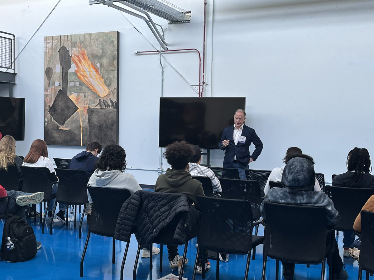 STEMnaut's tweet image. Some awesome sessions today at the @pghtech #STEMSummit2022 #BloomfieldRobotics @argoai and our keynote @DigitalDreamLab @HancharJacob - Thanks so much @mariepelloni and the rest of the amazing team! Brought a lot back for #TechWorksatCCA