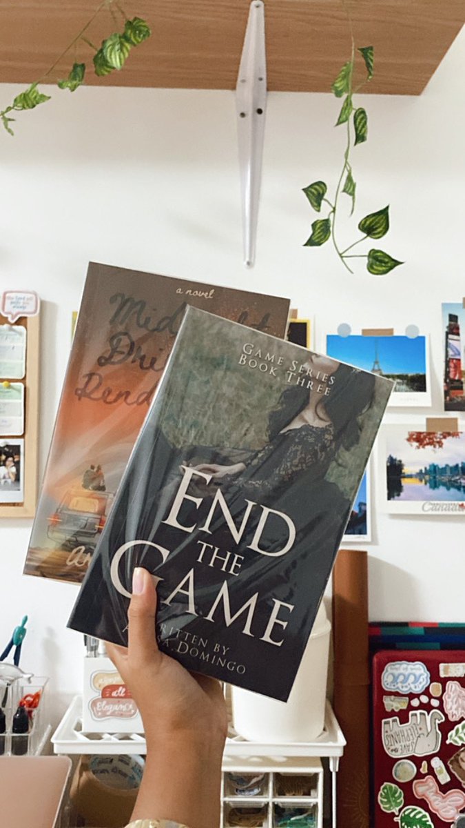 sanktakatalina's tweet photo. Finally! Maven de Marco 🥺
One of the book in the series that made me want to become a lawyer is home 🌸
And of course… nobody can resist a Suarez ✨
@beeyotchWP
#ETG
#MDAR
#beeyotch https://t.co/WnX3VdA0iW