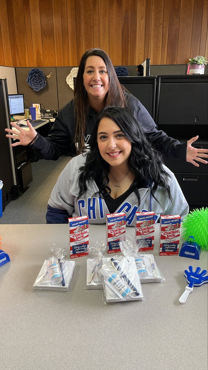 ExpressElkGrove's tweet photo. Come join us today ! 
Our team is ready for the business expo today at the Schaumburg Boomers Stadium! Come visit us at our booth! It’s free for everyone! https://t.co/MgMyzIWcdj