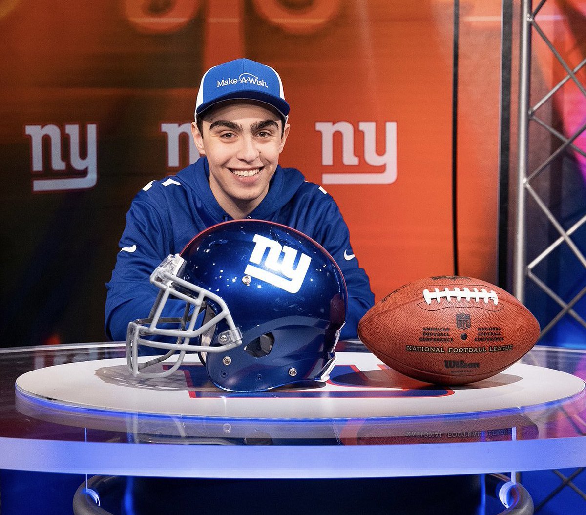 ChrisConnelly's tweet photo. #MyWish, our ESPN series with @MakeAWish, is returning this summer! Tonight, check out heart transplant recipient Sam Prince as he announces the @NYGiants 1st-round pick at the NFL Draft. Big thanks to the Giants &amp; to producers @dennywolfe1925 and @SBuckheit … Go, Sam! https://t.co/k7s4MPVost