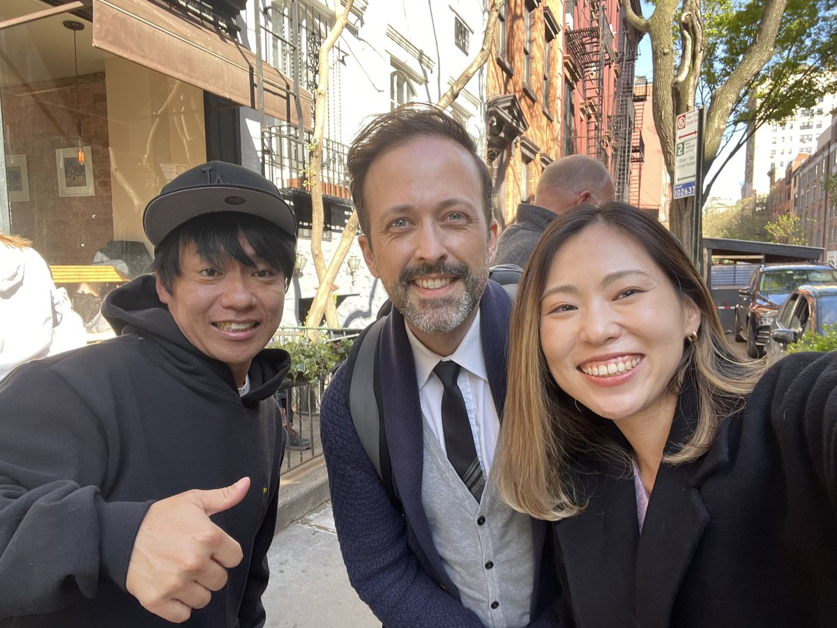 Justjpgirl's tweet photo. My stay in NYC is so far so good💚 Thanks to my Web3 frens @Michael_Littig @ohishi @yukaccy ! And also I got to meet my lovely Japanese students☺️✨ https://t.co/hcNPKBsy5k