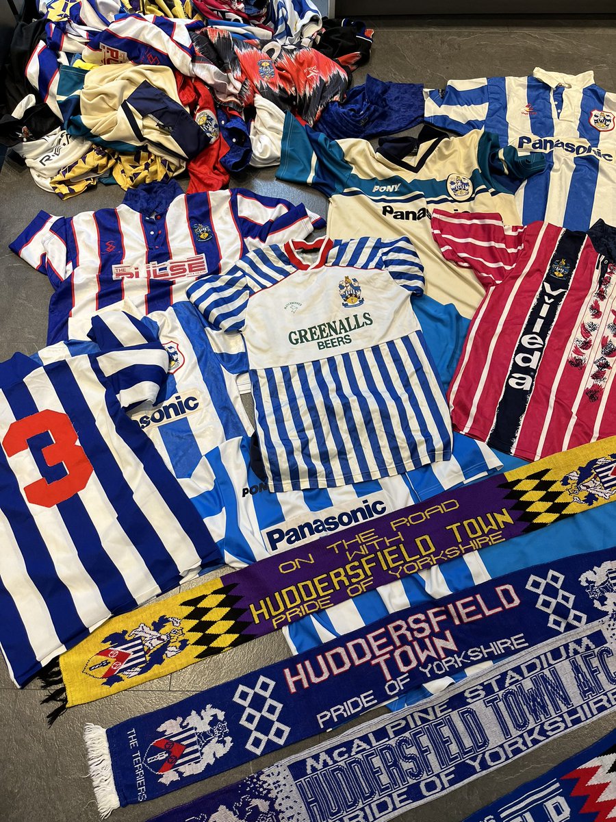 FootieShirtfind's tweet photo. Finally found and bought some shirts, 47 in total, Some absolute classic Huddersfield Town shirts here. Enjoy.  #footballshirt #huddersfieldtown #atticfind https://t.co/A9BMcGVknn