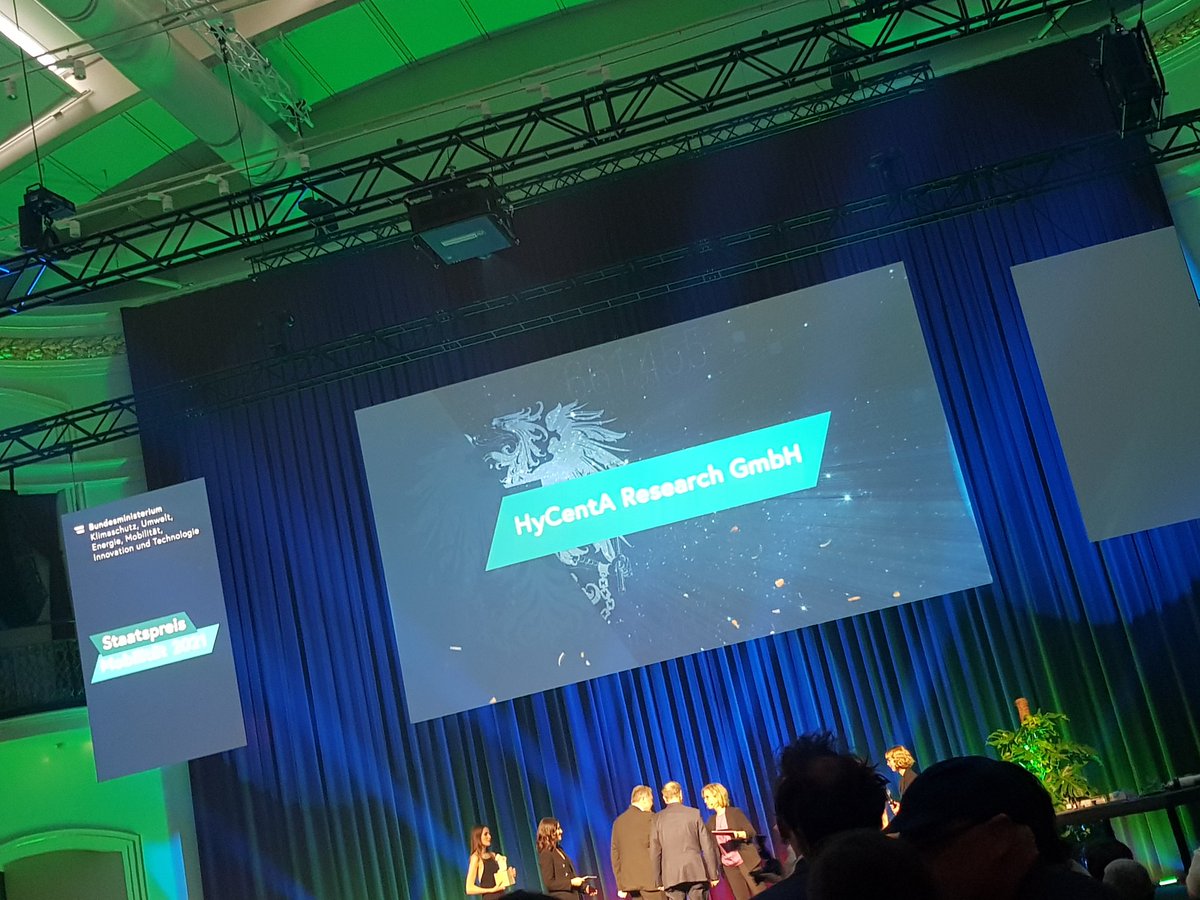 theresiavogel's tweet photo. Es geht zur Sache beim #Staatspreis #Mobilität und der erste Sieger steht fest #UpHy und #HyCenta @wiva_pg CONGRATS!!!! dem Projektteam @BMKlimaschutz @klimafonds @tugraz https://t.co/u63QfvYZsI