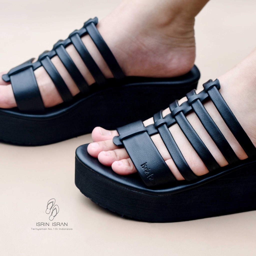 anakmelati11's tweet photo. Rekomendasi sendal santik, nyaman di kaki, dan bikin kece under 100k
β A thread
Johnny, jaemin, dan Jerome Mau Banget #PromoGoPayPayday #chika20jt #Cheese_in_the_Trap https://t.co/Ni8JAK6wIr