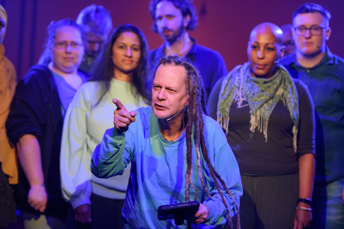 How does #foodpoverty and access to food affect the lives of people living in Coventry?

Hungry Nation is a brilliant new piece of theatre sharing the everyday lives of those experiencing food poverty. 

📸 by Joe Bailey