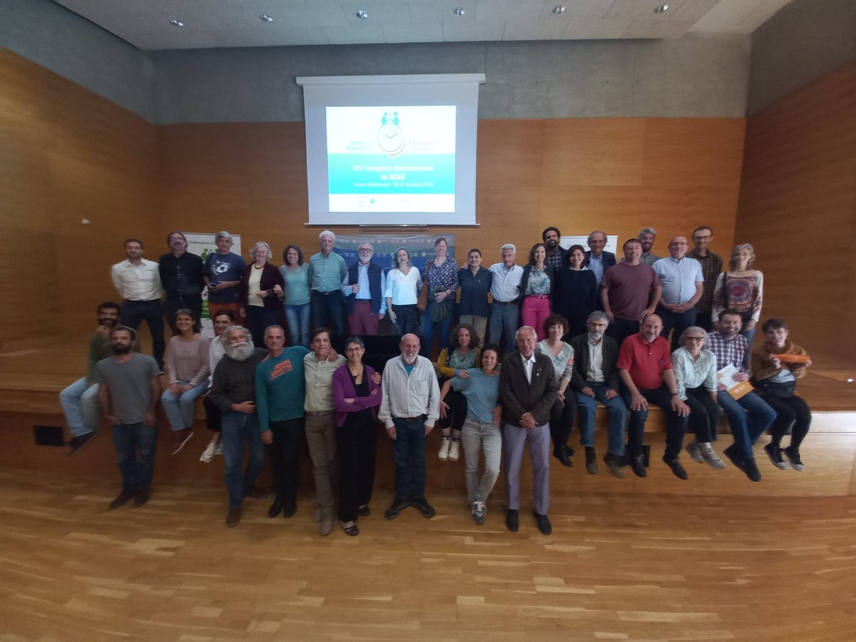 Pues si trabajas con un equipo de personas maravilloso hay q decirlo...y bien alto!! 📢📢. GRACIAS x estos días🥰, GRACIAS a todas quienes lo habéis hecho posible 😊