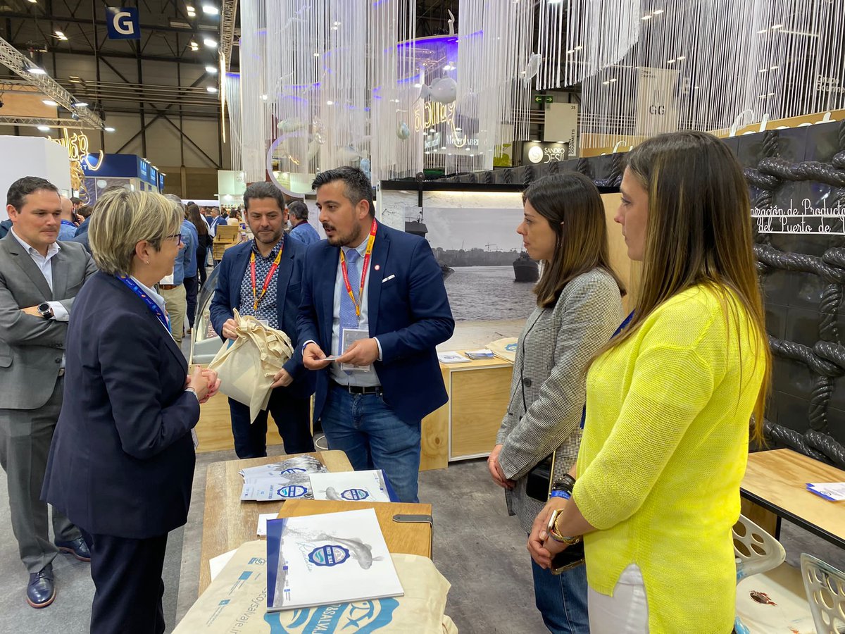 sinerxia_'s tweet photo. Hemos pasado unos días intensos en el #salongourmets en Madrid promocionando los productos pesqueros de nuestros clientes @OPPF4_Fresco @OPNAPA88 y @FNCP_Pescadores #SomosdelMar https://t.co/i6b0VhJP2s