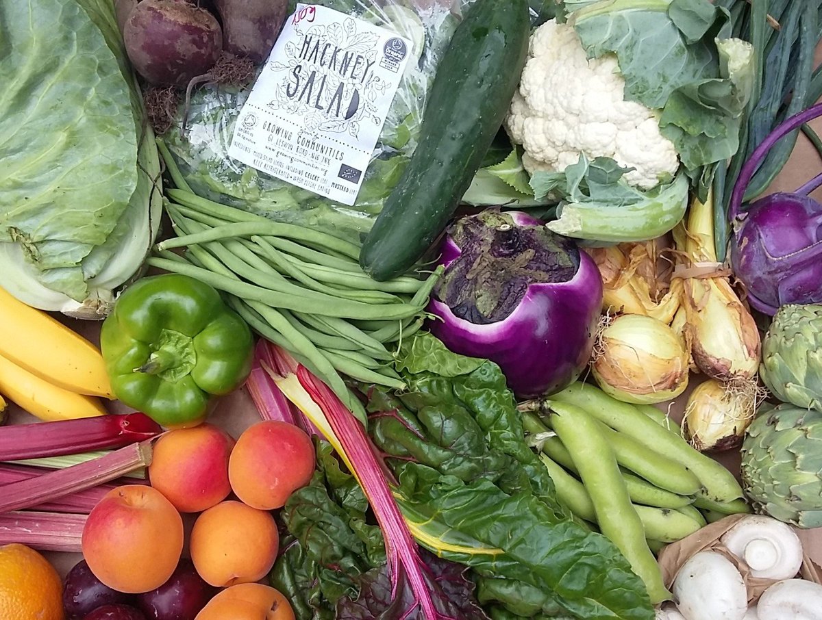 Made_In_Hackney's tweet photo. 🌱Local sustainable scrumptious🤤
@growingcommunities sell organic fruit and veg bags with collection points in Hackney including our HQ #LibertyHall #ClaptonCommon
🍅This fruit &amp; veg scheme is packed with the best produce from local farms
🌍Sign up to create real positive change https://t.co/DhCmC3jb1P