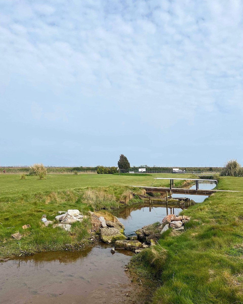 GolfStarcross's tweet photo. The course is looking fantastic after the recent dry spell and playing fast and firm like a mini links! We are open from 8am - 7pm everyday so why not come on down and test your skills?

9 holes just £7 club hire £3 and no need to book just turn up and play when you’re ready ⛳️🏌️‍♂️ https://t.co/zJ2j4CfAvq