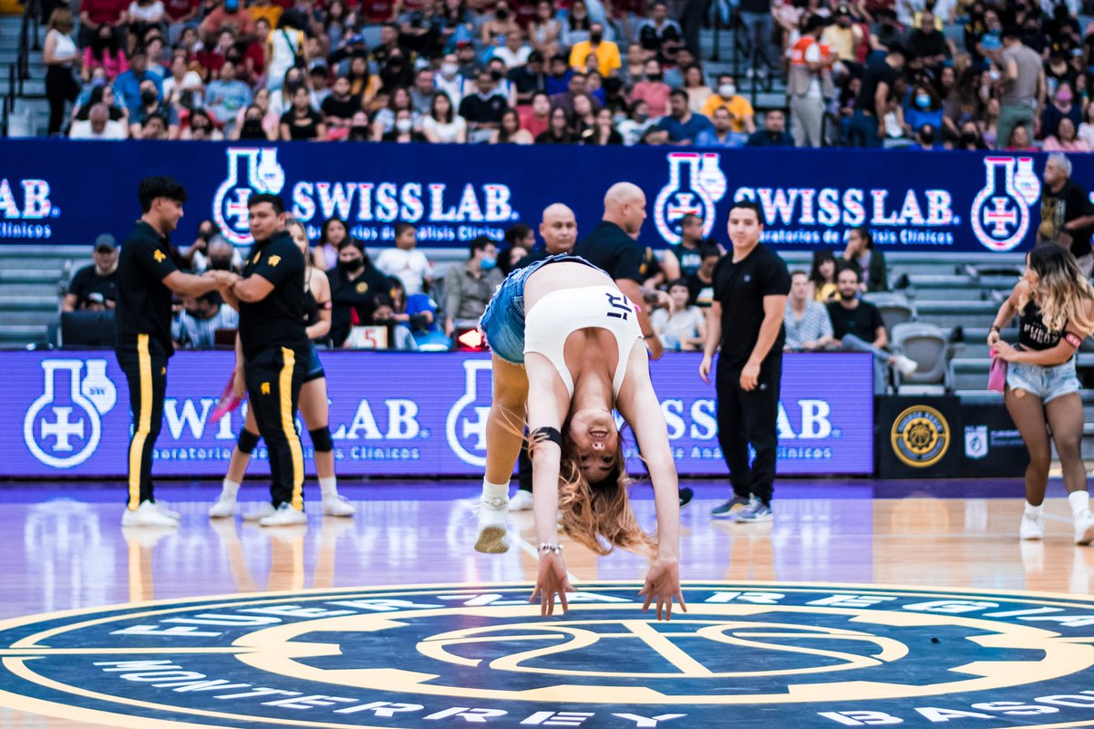 ¡ Con el mejor ritmo ! 💃🏻

Gracias por apoyarnos en cada encuentro <a href="/porristas_fr/">Porristas Fuerza Regia Oficial</a> 🤜🏻🤛🏻

Juntas saldremos a ganar 🏀

Presentado por <a href="/SwisslabMx/">Swisslab</a> 🔬

#TodosSomosFuerza 🟡⚫