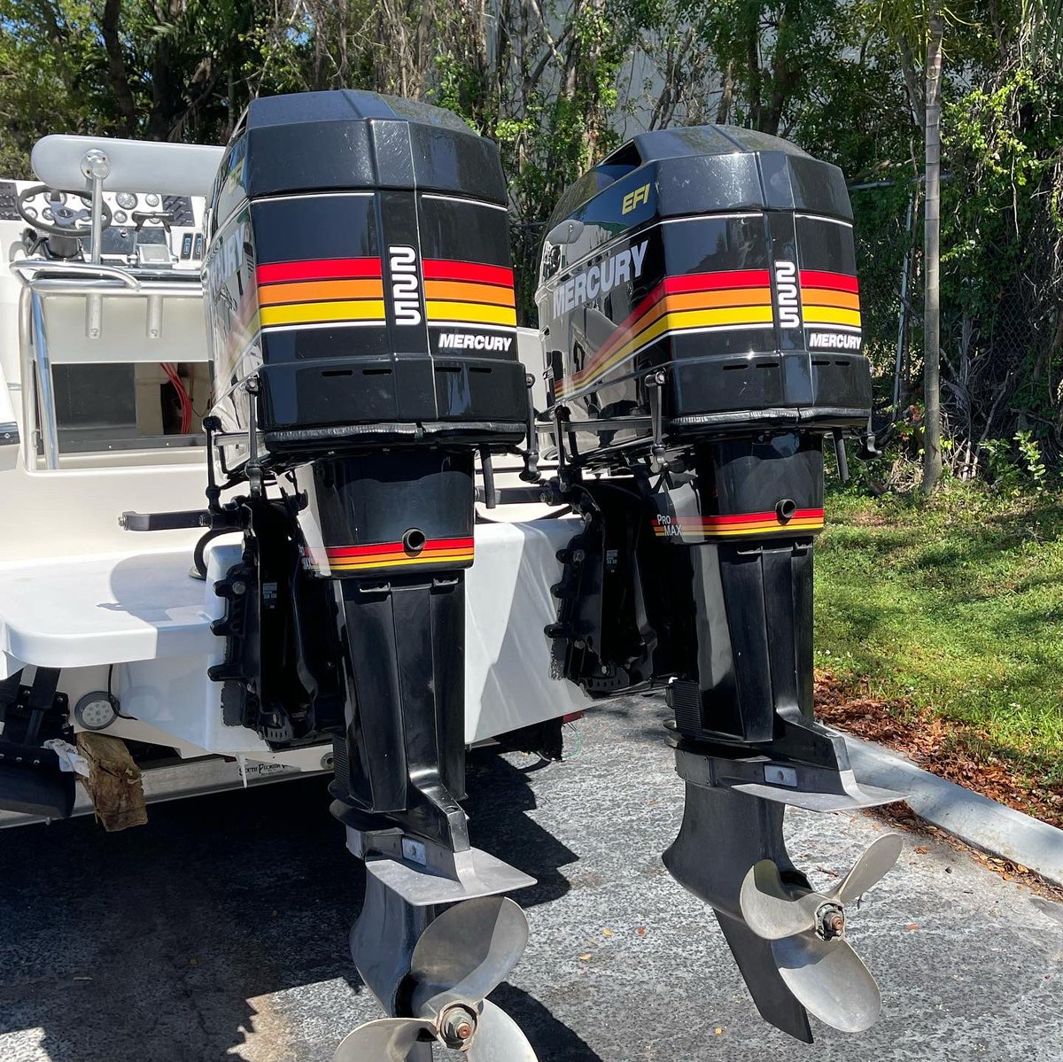 tworiversboats's tweet photo. Spotted these old @mercurymarine 2 strokes the other day! 🔥 #TBT
•
•
•
#tworiversboatworks #mercurymarine #mercuryoutboards #yamaha #yamahaoutboards #suzuki #suzukioutboards #tohatsu #tohatsuoutboards #outboards #outboardrepair #outboardexpert #outboardengine #florida https://t.co/6bwzfcdGos