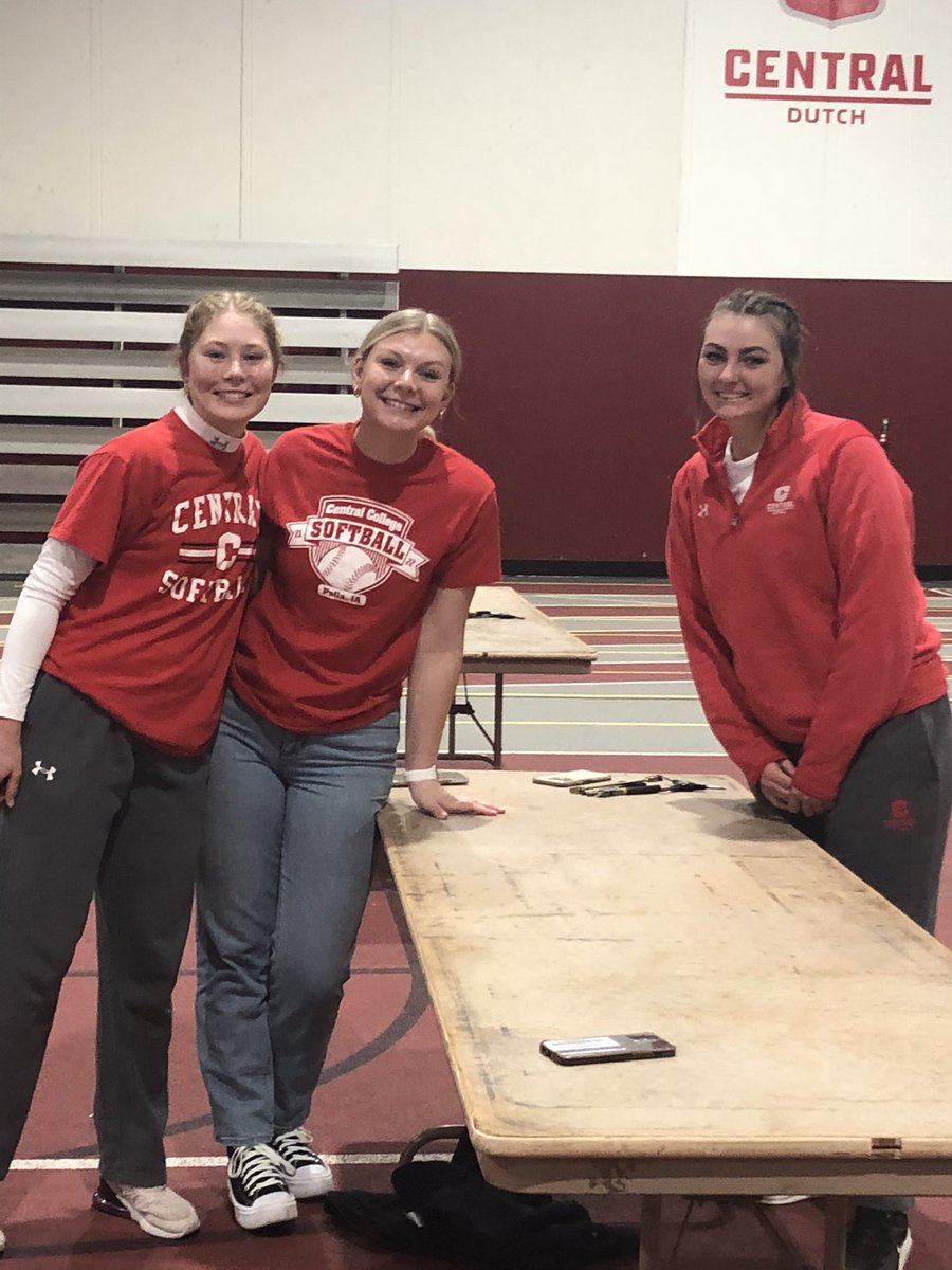 CentralSB1's tweet photo. CCSB taking part in the Bike Build this morning!! #90bikesinanhour #wow
@DutchSAAC @CentralCollege @CentralDutch https://t.co/6kYAEoIoQN