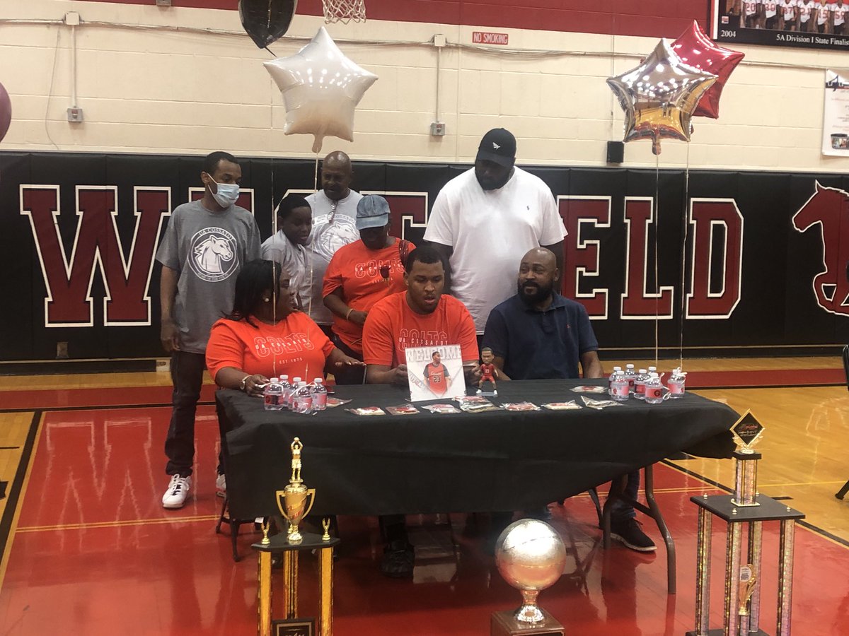 Coach Derrell Oliver tweet media