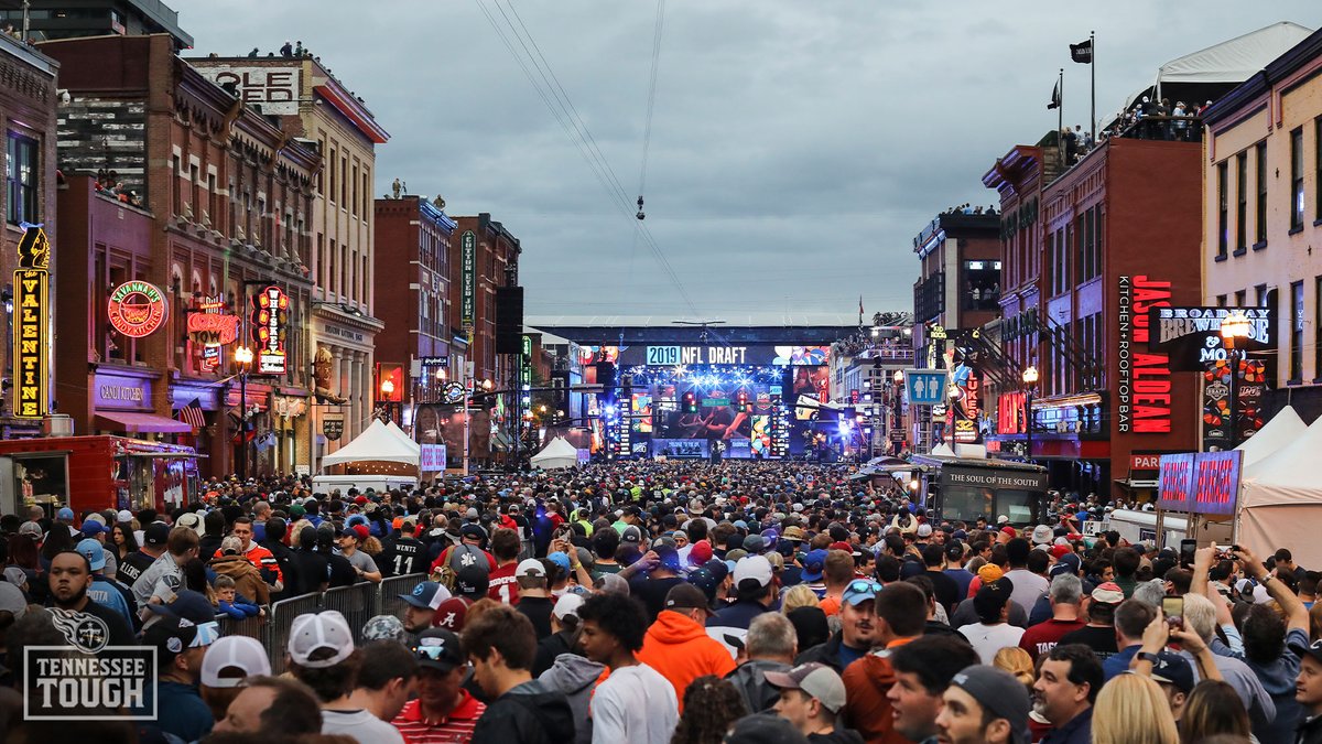 The record-breaking 2019 #NFLDraft in Nashville ✊🏽 

#TBT | #TitansDraft