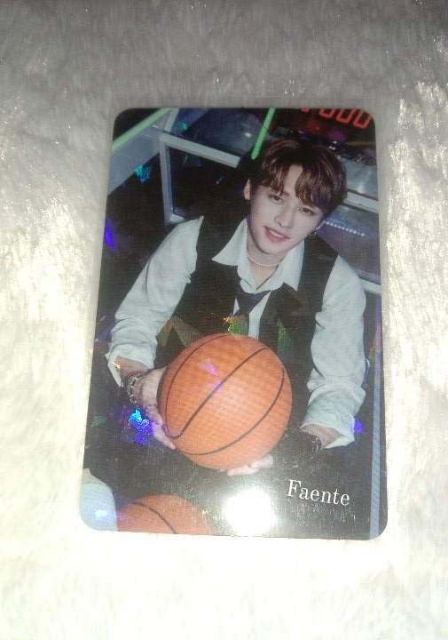faente's tweet photo. Wts PC Glitter ce Lee know 30k

✅good condi
✅ Bisa keep event
✅ Gratis ongkir 🍊 https://t.co/yAVO3ZVbGc