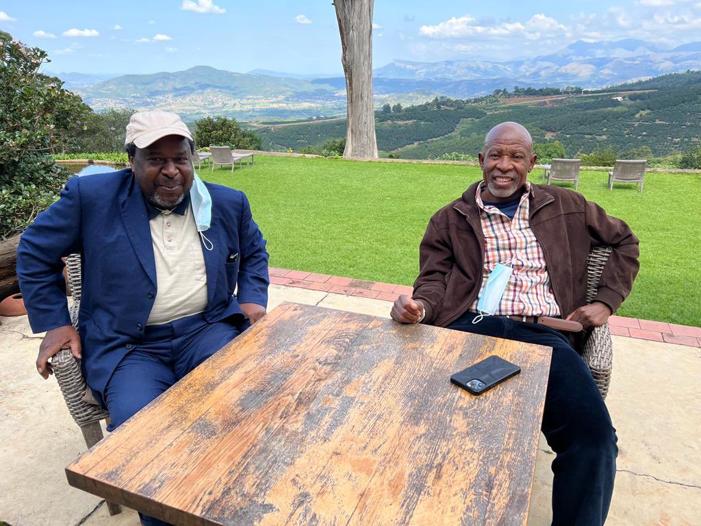 I hope these two chiefs, the 8th and 10th Governors are discussion progressive policies in to Nationalise the Reserve Bank @tito_mboweni and @KganyagoLesetja