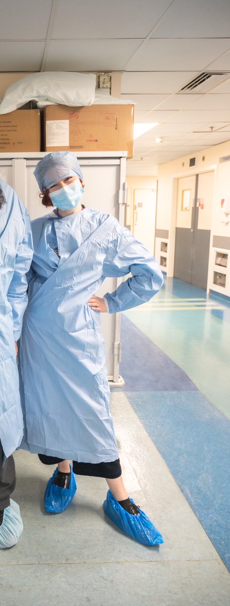 rubyoshea_'s tweet image. That thrilling moment when your nails match your PPE! #NHSComms