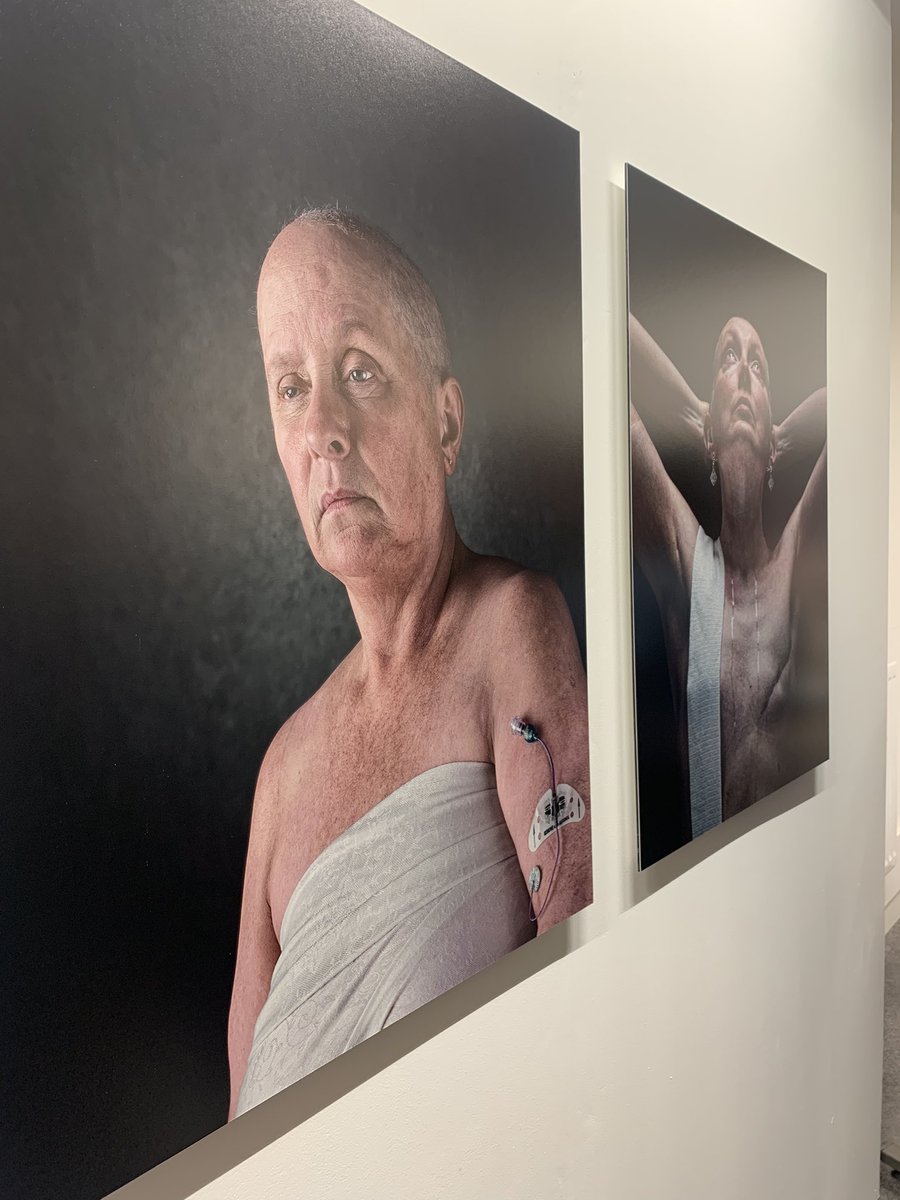 Thrilled to be there to support the campaigners of the #SeenToBeHeard campaign @ the launch of their exhibition

Their work in shaping the cancer strategy was so effective & the talent of @FotoJen10 in portraying the experiences of these ladies w/ sec breast cancer is outstanding