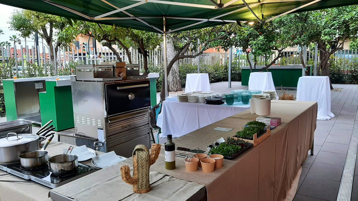 yayodelgado's tweet image. 🍽 Todo listo para una nueva edición de #SaladeChefs hoy con el gran @David_Alborada #Alborada #Murcia en #SaladeCatas @estrellalevante ⭐️