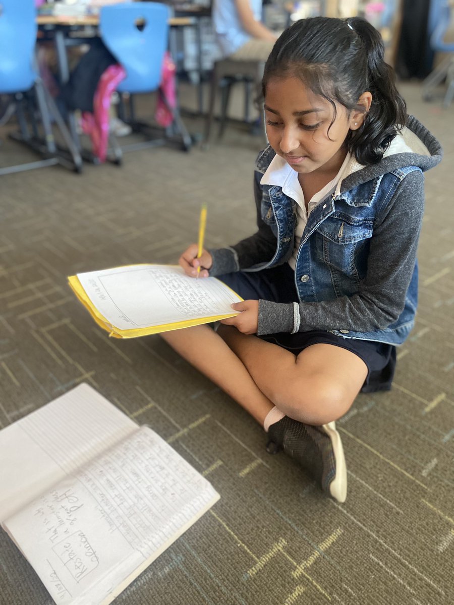 MissTillinghast's tweet image. I love teaching any genre of writing, but there’s something special and powerful about students putting their own opinions down on paper! #WCSJoyfulLearning #OpinionWriting