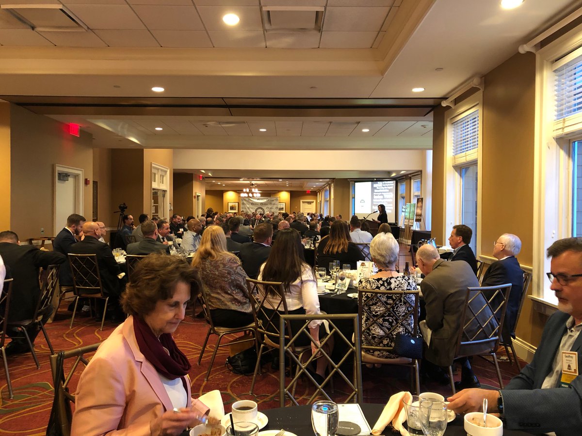 IMECillinois's tweet image. We had the pleasure of attending Valley Industrial Association of Illinois' 2022 VIA Spark Awards last night. Congratulations to all the #manufacturing companies that were nominated and that won in one of the six categories.
#sparkawards #illinoismanufacturers #madeinil