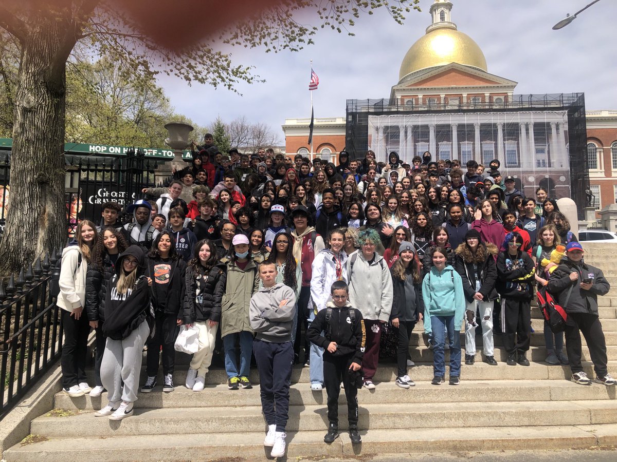 8th Graders at the State House in Boston ⁦<a href="/krisfauch/">Mrs. Kristen Faucher</a>⁩ ⁦<a href="/WatsonBryan7/">Bryan Watson</a>⁩ ⁦<a href="/LearnWithMFern_/">Mary Fernand</a>⁩ ⁦<a href="/taranovichj1/">Jennie Taranovich</a>⁩