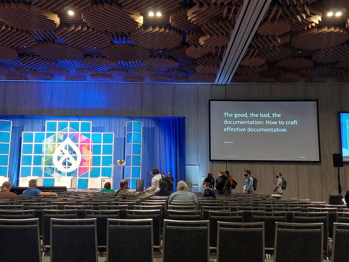 NDickinsonWilde's tweet photo. #DrupalCon #Drupal #EffectiveDocumentation @DrupalConNA  with Jennifer Dust with @atendesign with *two* masters. https://t.co/EktE399eFP