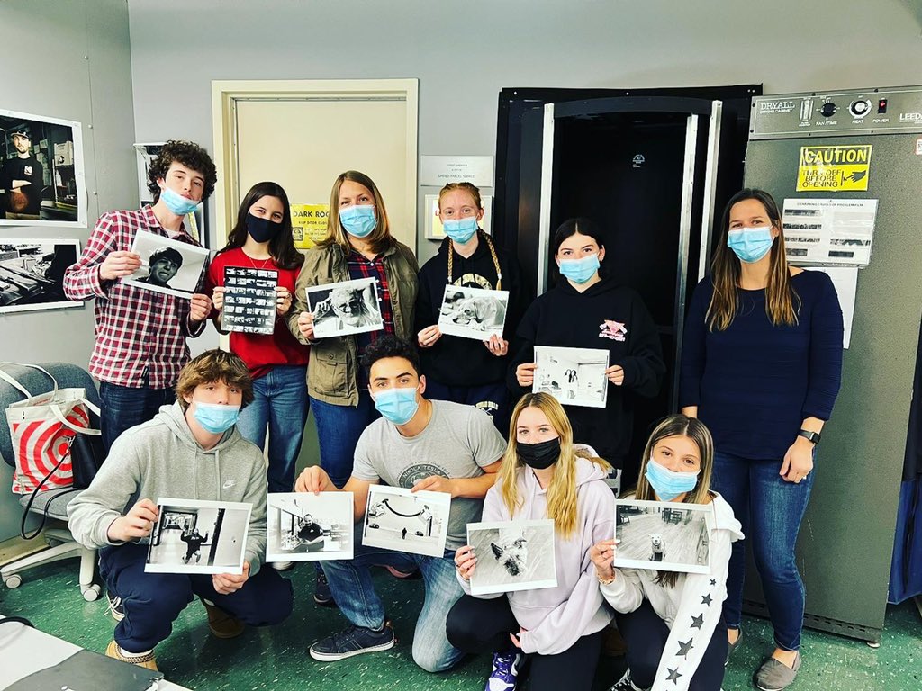 rih.art.dept tweet media