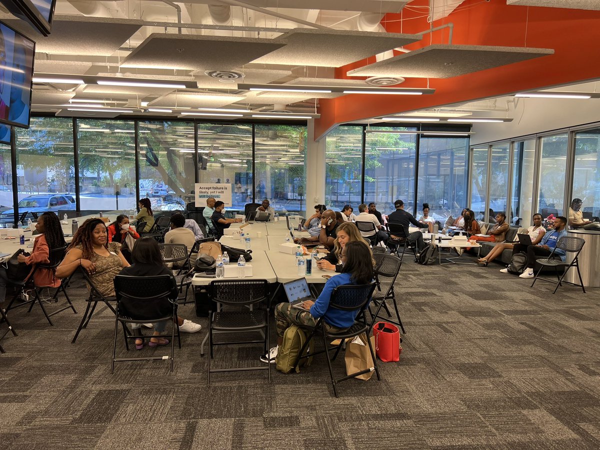 goodienation's tweet photo. On the clock at A Good Workspace @ATLTechVillage #techdoneright #goodworkspace #goodienation https://t.co/bb5iyBxU9J